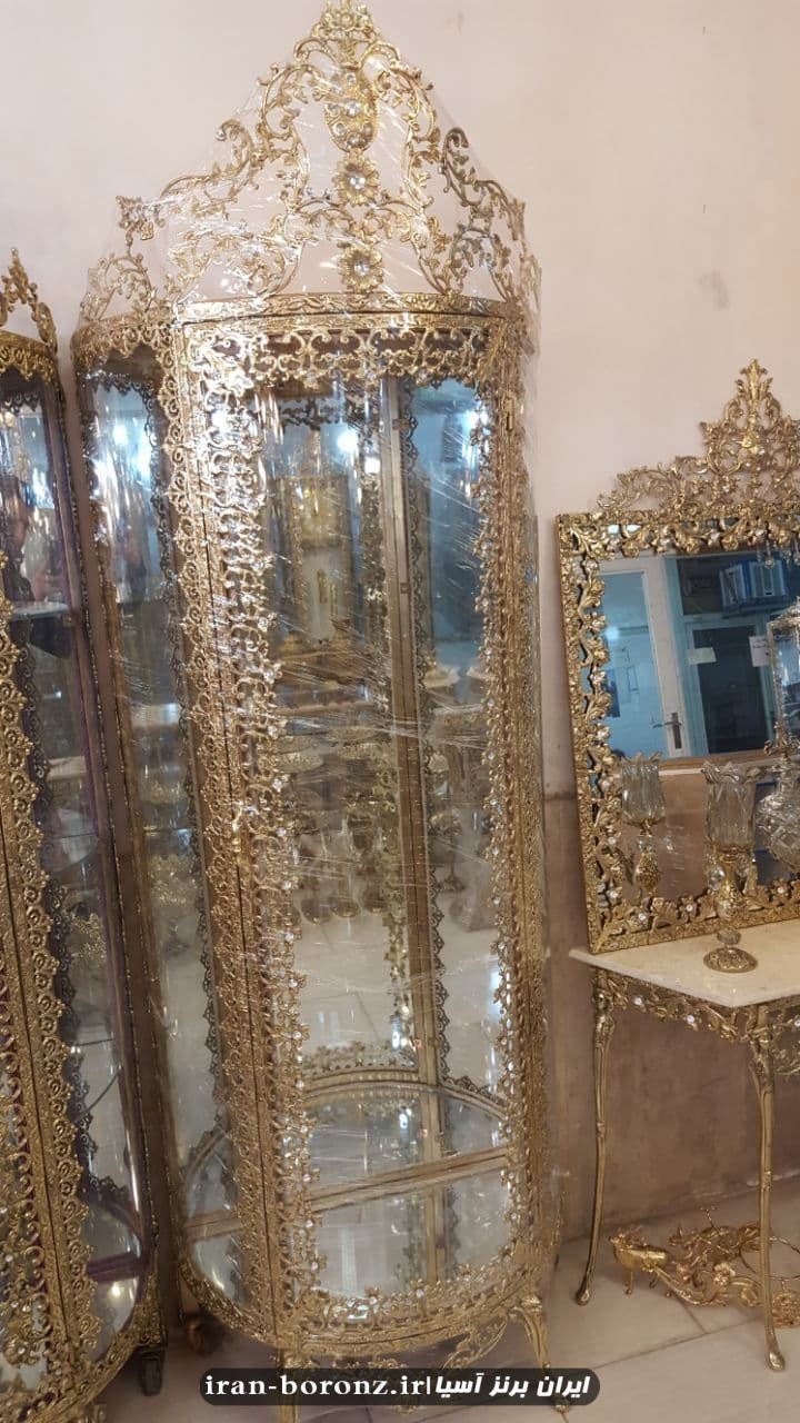 بوفه برنزی نیم گرد