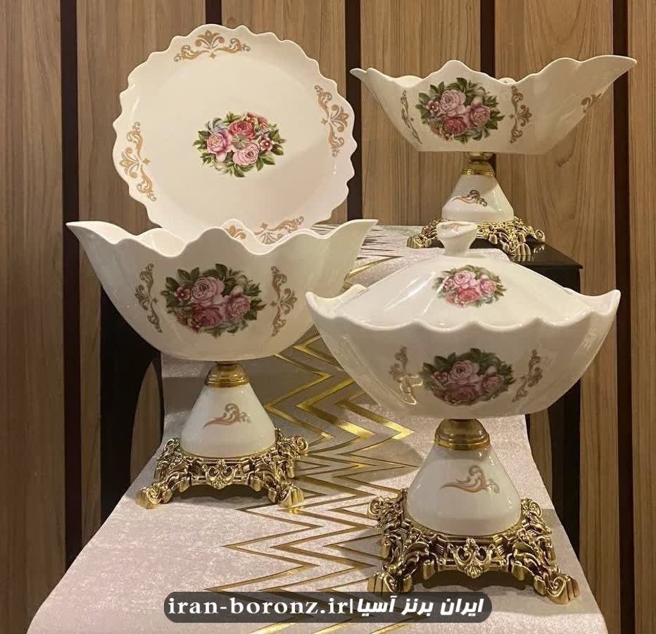 ست پذیرایی چهار تکه پایه برنجی ظرف گل سرخ