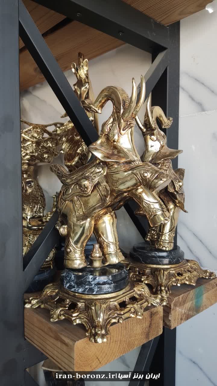 مجسمه فیل برنزی
