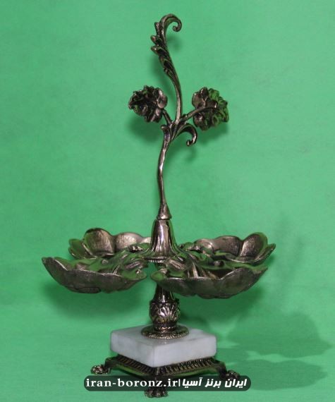 اردو خوری برنج برنزی چهار خانه پایه سنگ سفید