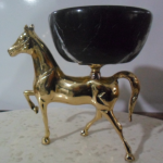 تنقلات خوری اسب برنزی