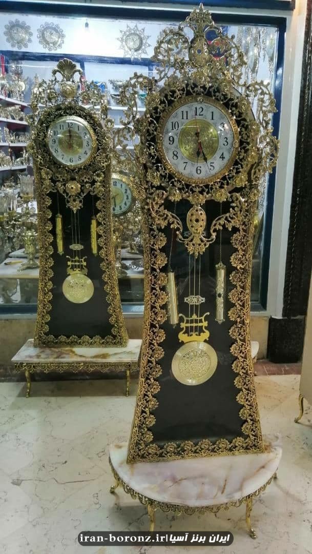 ساعت ایستاده برنزی پایه سنگی