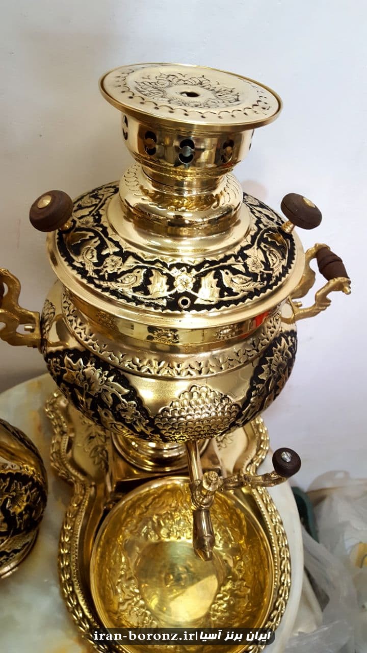 سماور برنزی قلم زنی به همراه سرویس