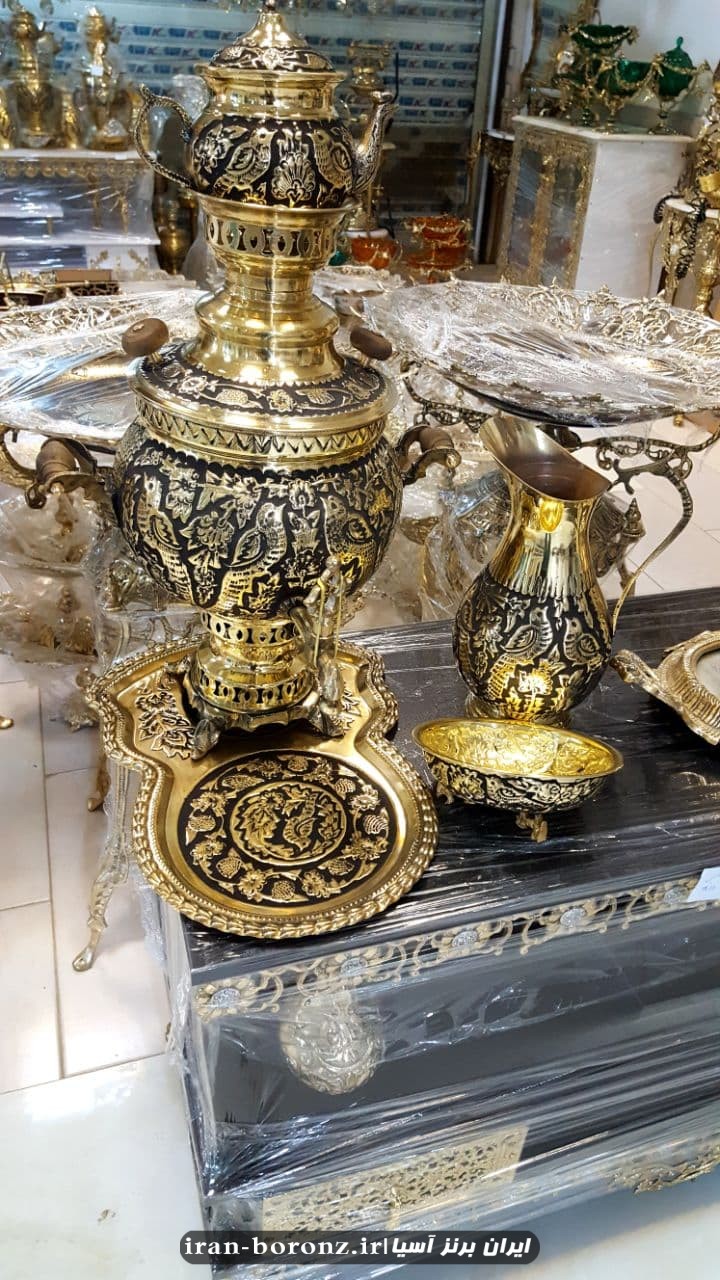 سماور برنزی قلم زنی به همراه سرویس