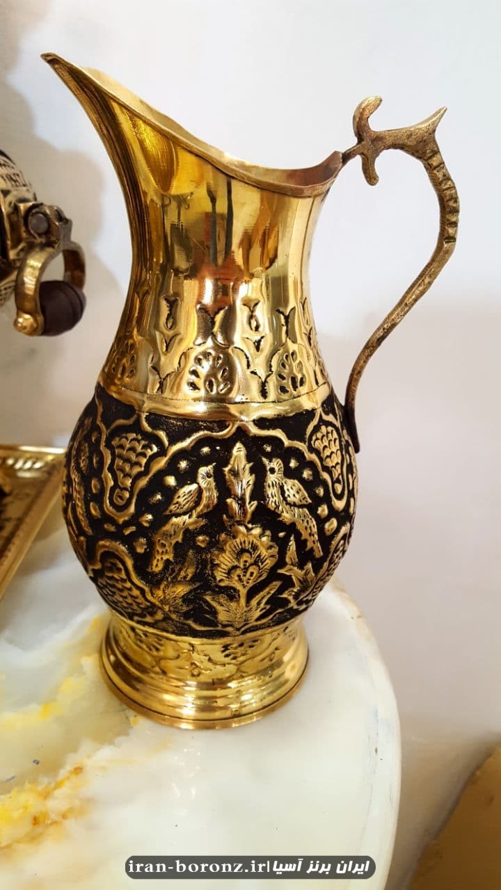 سماور برنزی قلم زنی به همراه سرویس