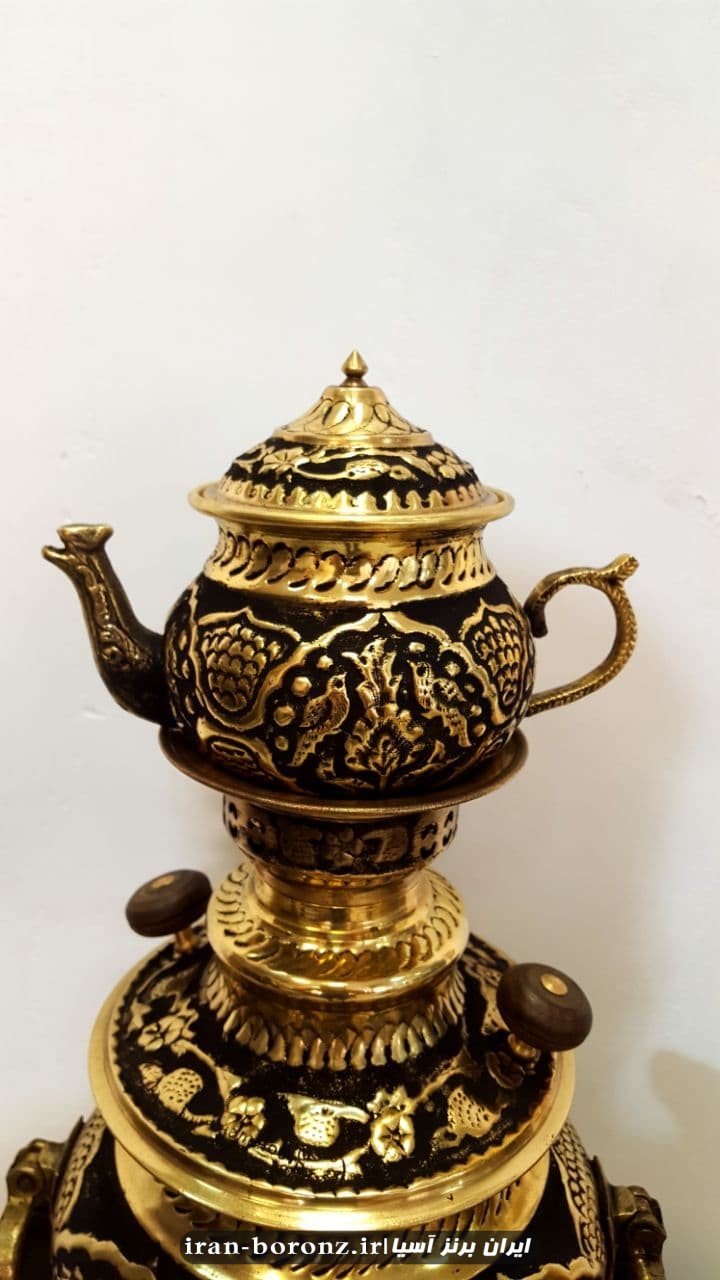 سماور برنزی قلم زنی به همراه سرویس