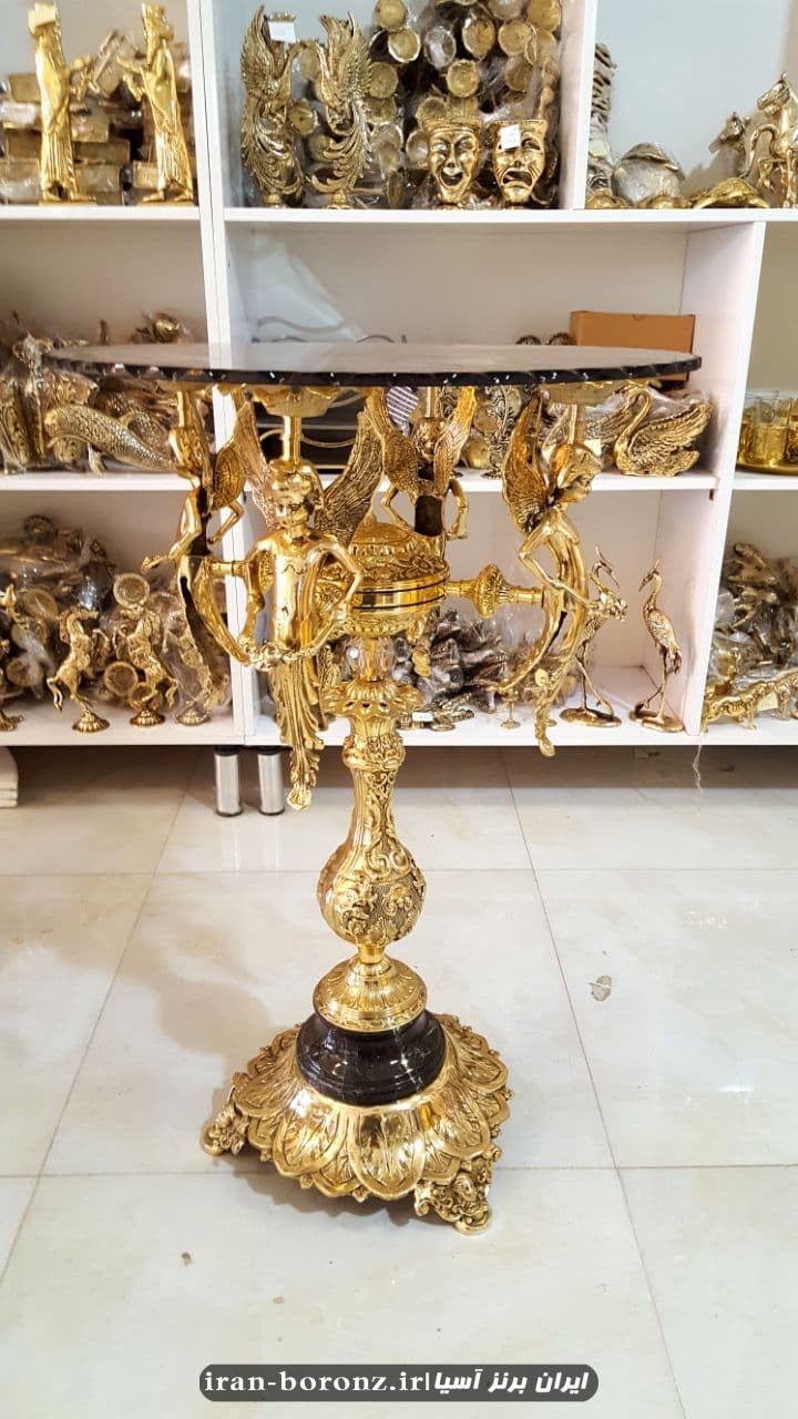 میز خاطره برنزی 4 پسر بچه پایه سنگ مشکی