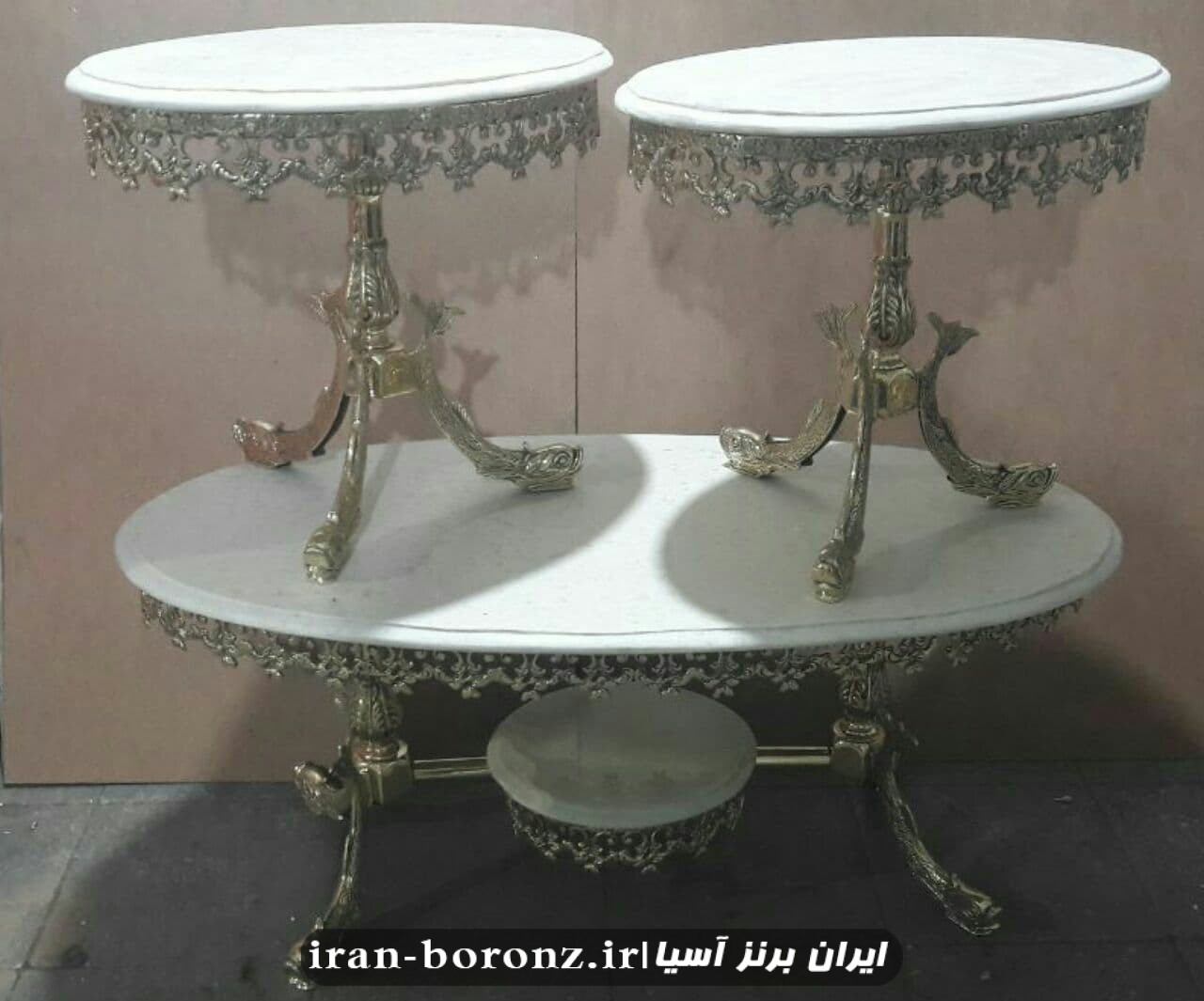 جلو مبلی عسلی برنزی مدل پایه ماهی دو طبقه بیضی