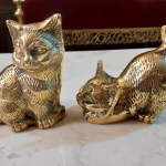 مجسمه گربه ملوس برنزی