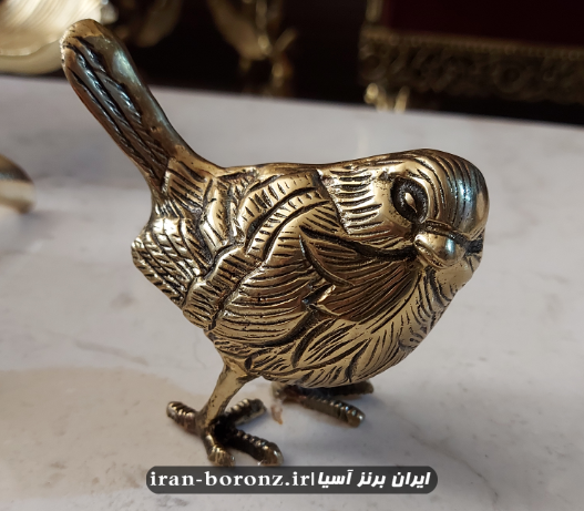 مجسمه گنجشک برنزی